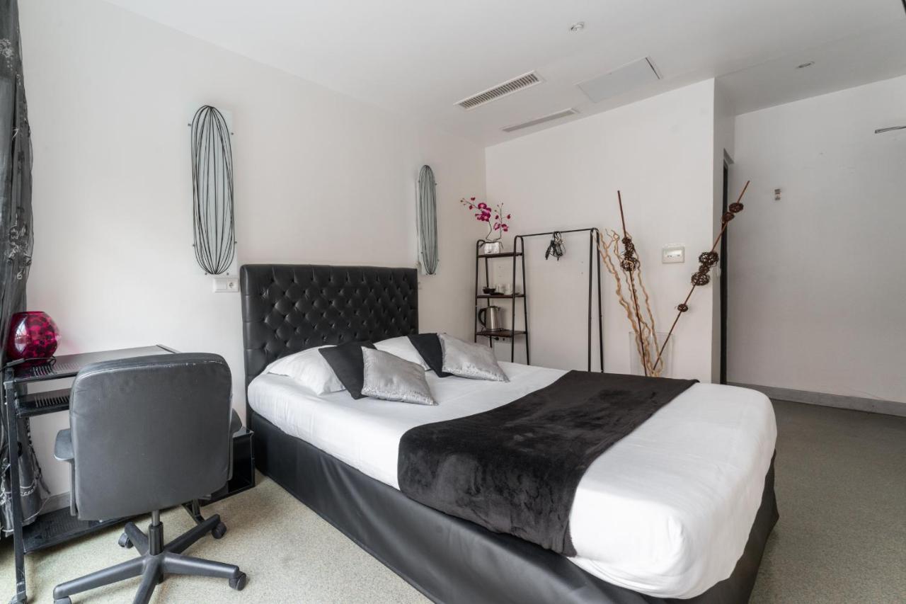 מלון פריז L'Oasis Montparnasse מראה חיצוני תמונה