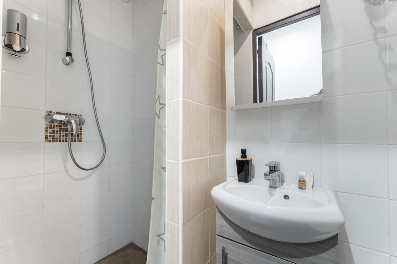 מלון פריז L'Oasis Montparnasse מראה חיצוני תמונה